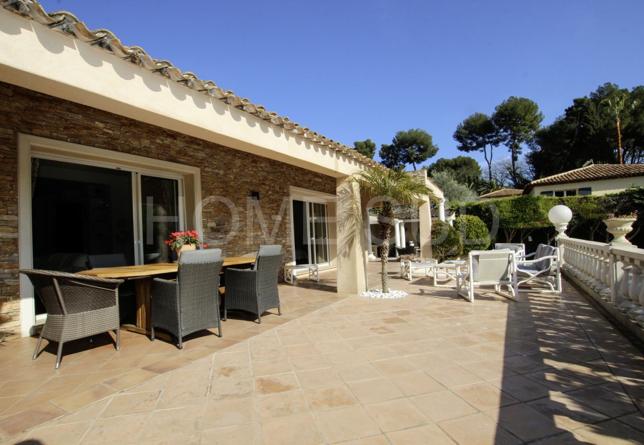 Villa in Mougins - HSUD0057-Sunny