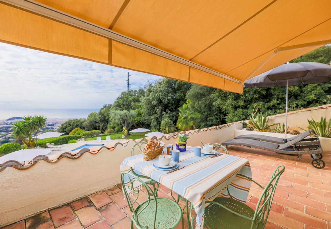 Terrasse mit Meerblick