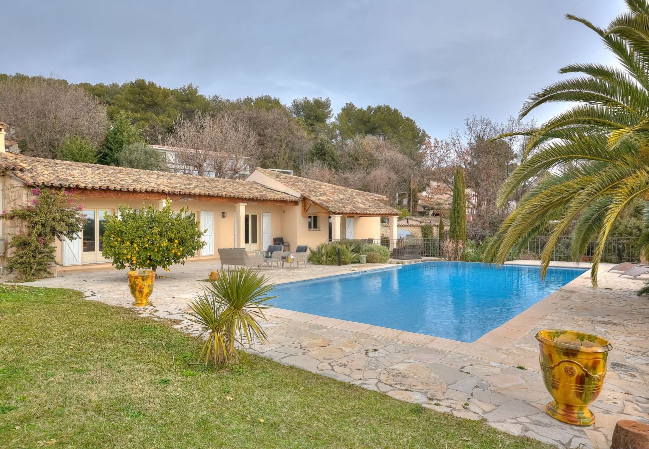 Villa in Tourrettes-sur-Loup - VILLA CEDRAT VI4270 by Riviera Holiday Homes