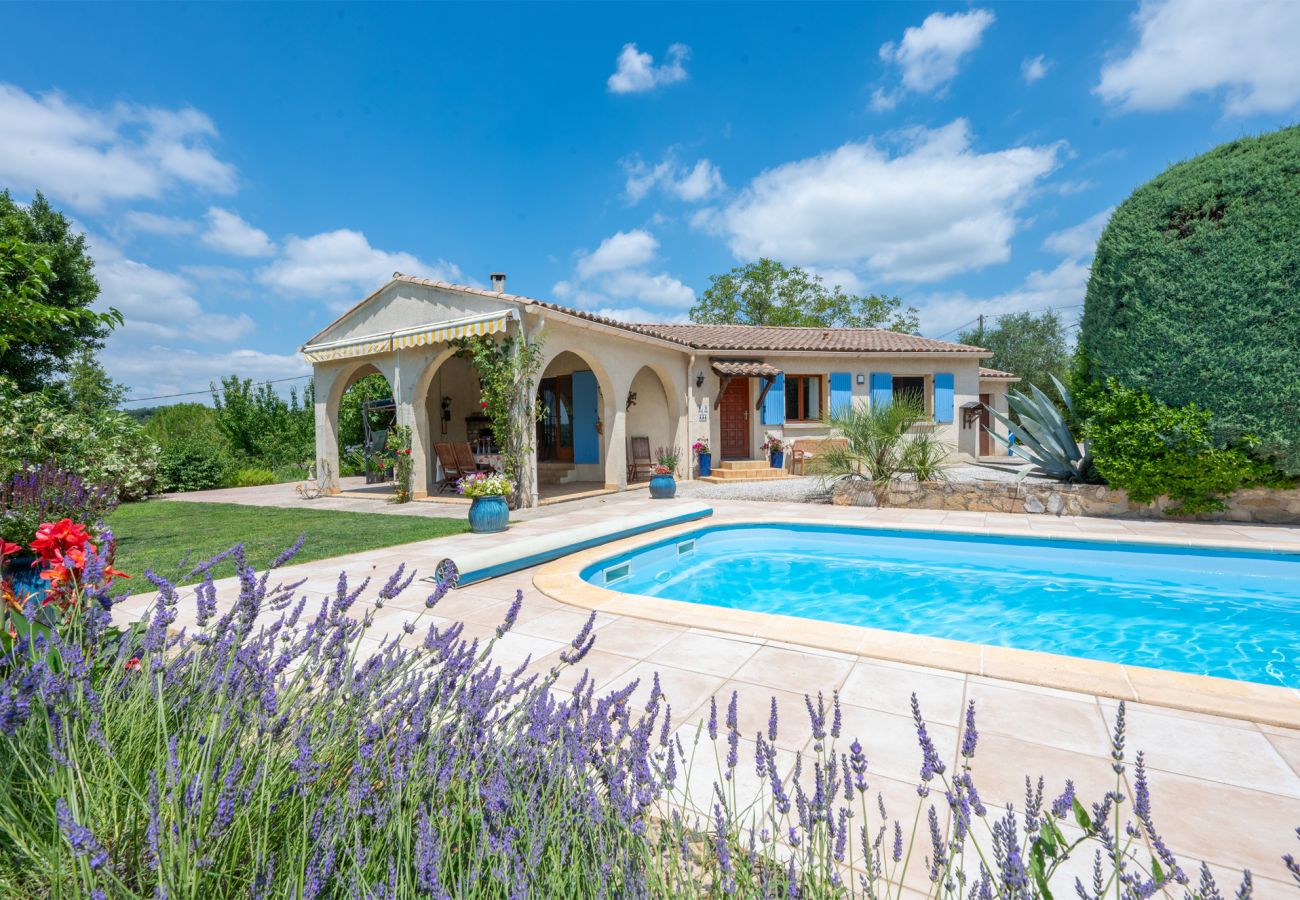 Villa in Saint-Césaire-de-Gauzignan - 30VIGNES · Vignes