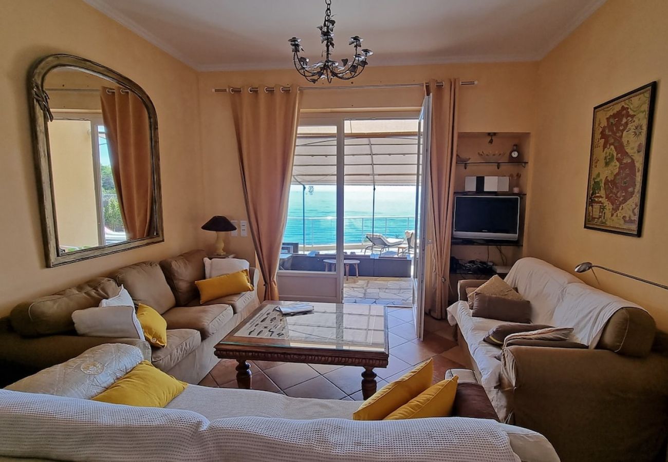 Villa in Théoule-sur-Mer - 506CAD · Villa Lou Cade