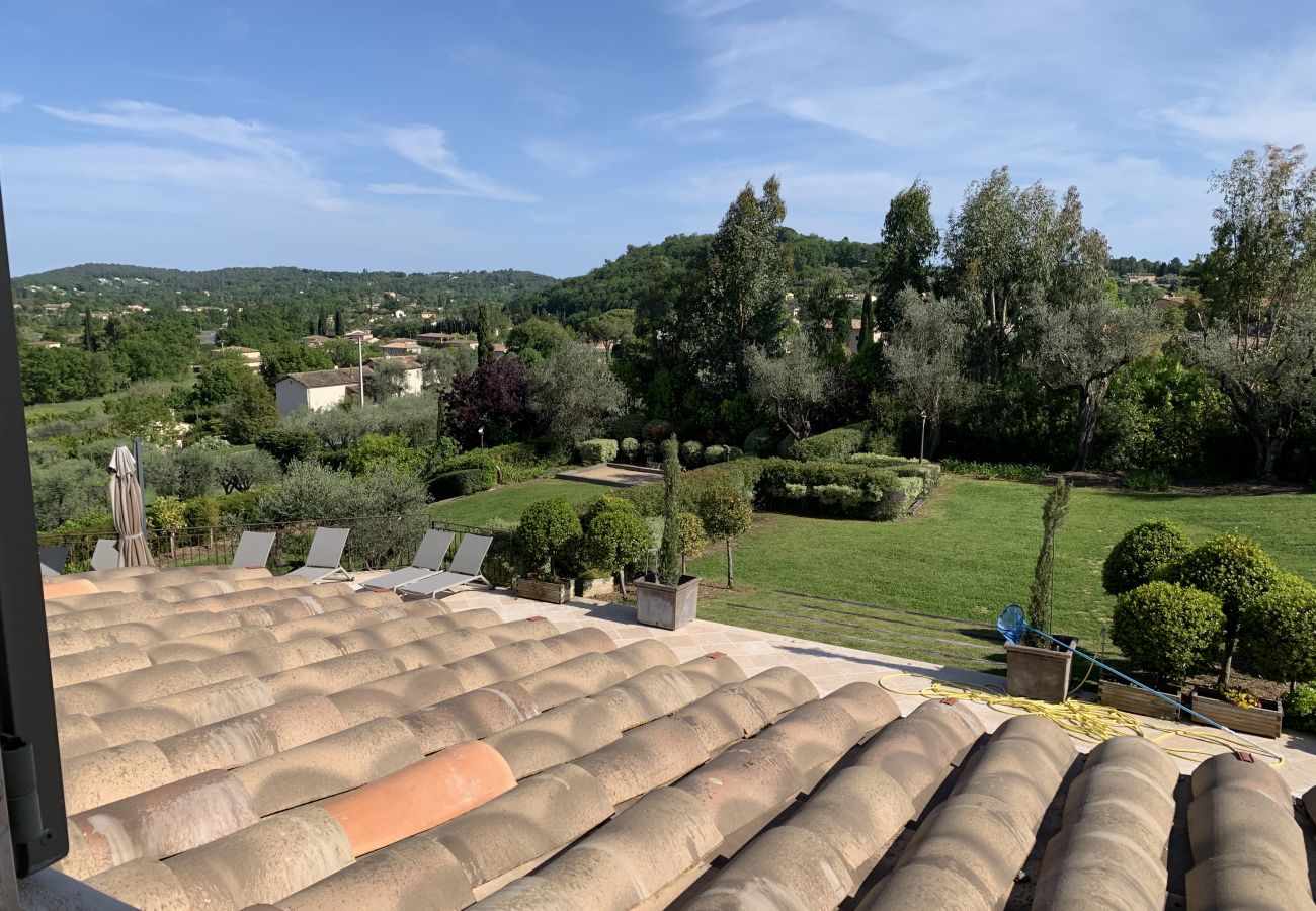 Villa in Châteauneuf-Grasse - Villa d'Ock-en-Bourg