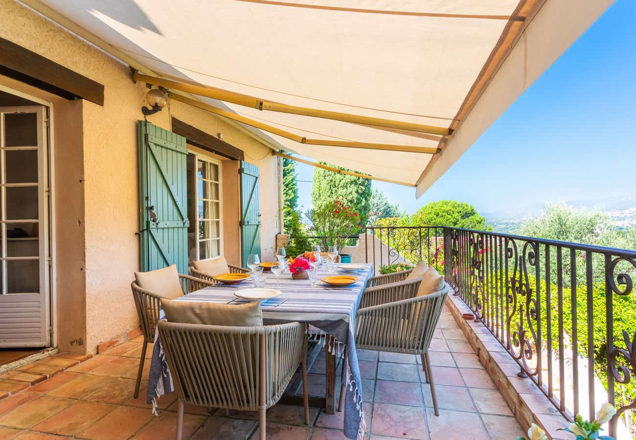 Villa in Grasse - MAS DES  LAURIERS VI4370 By Riviera Holiday Homes