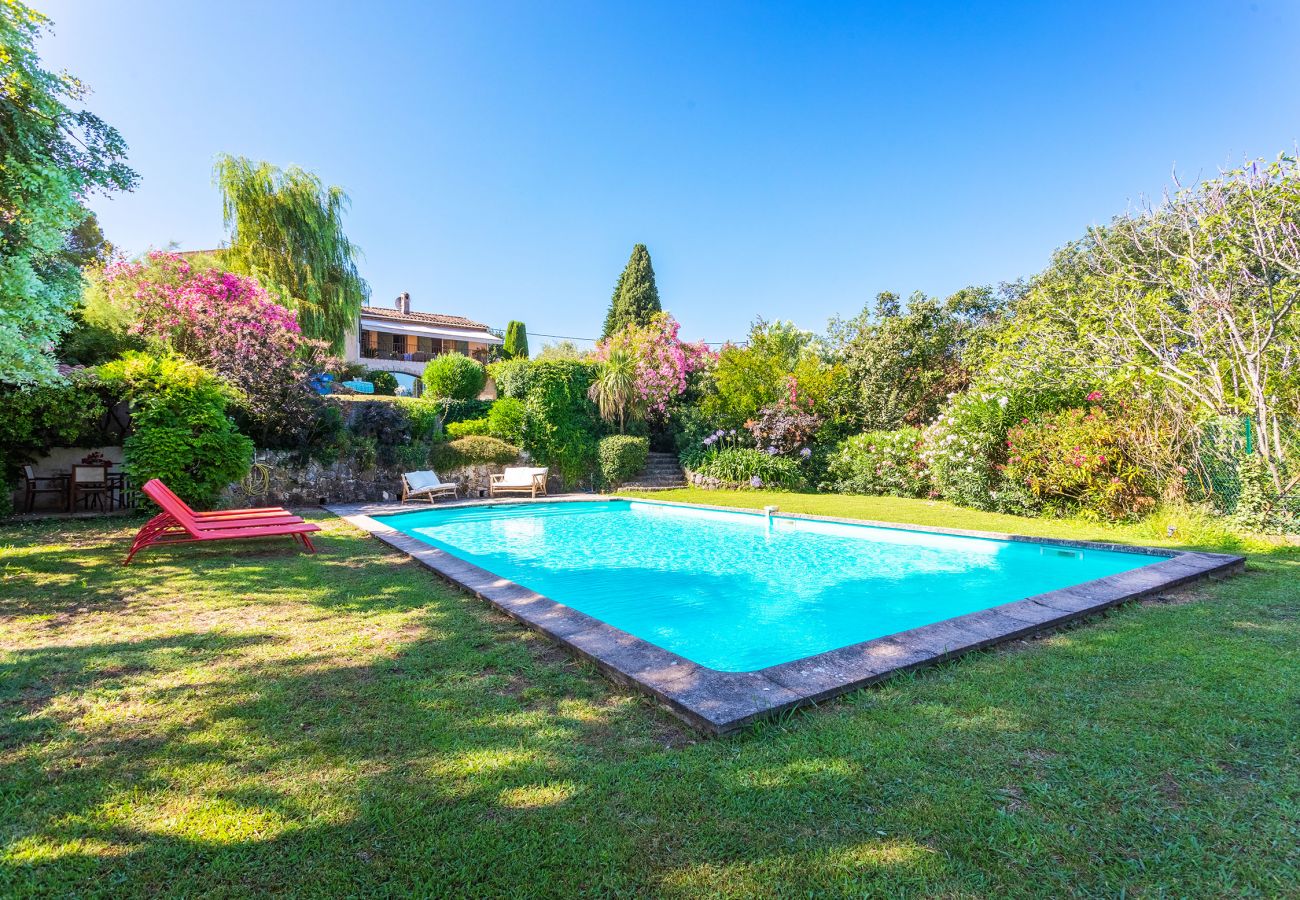 Villa in Grasse - MAS DES  LAURIERS VI4370 By Riviera Holiday Homes