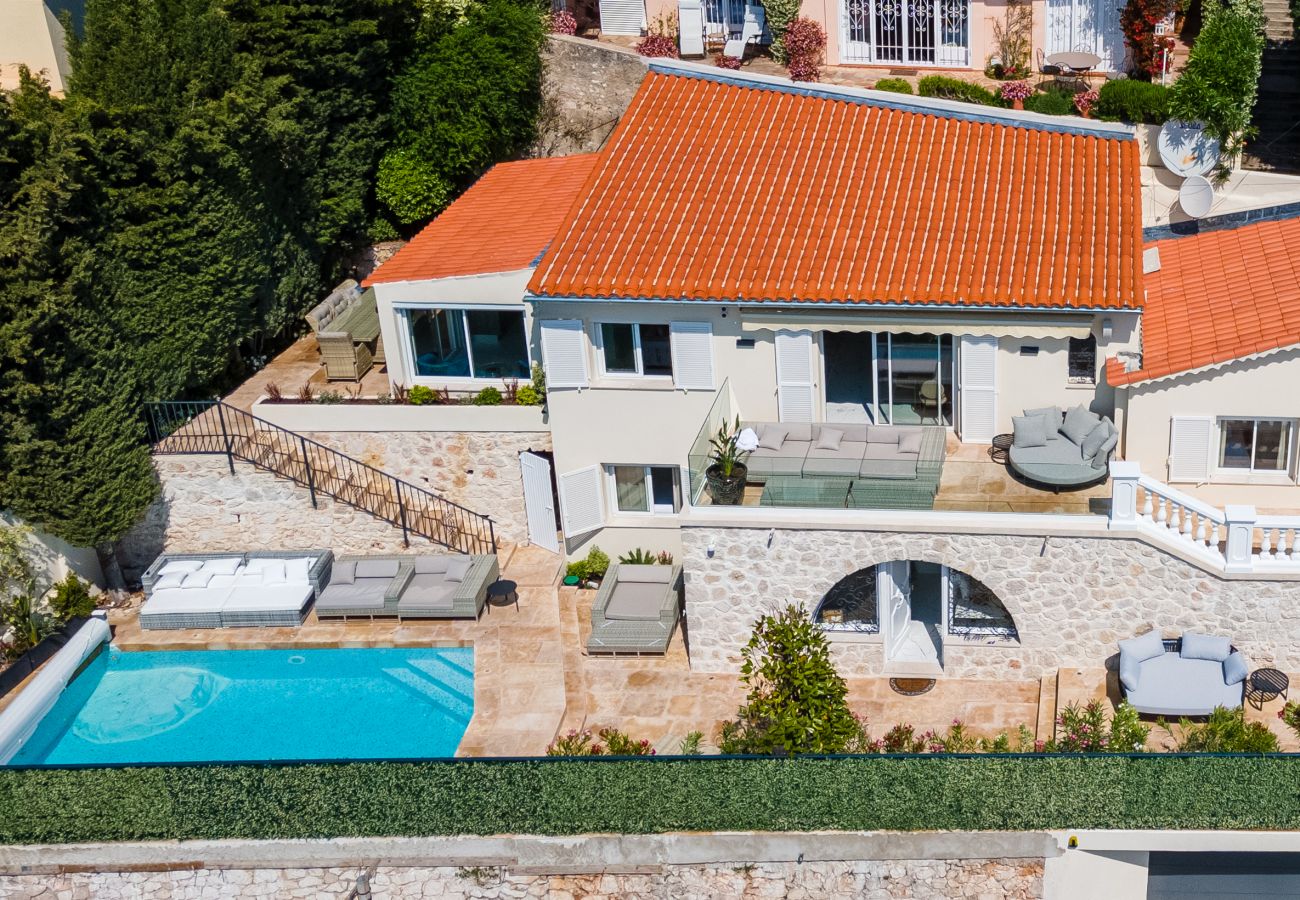 Villa in Villefranche-sur-Mer - VILLA  BELLE VUE VI4394 By Riviera Holiday Homes