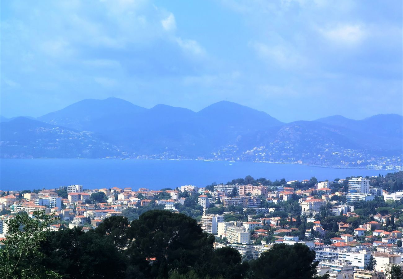 Villa à Cannes - HSUD0120-Chichourliers