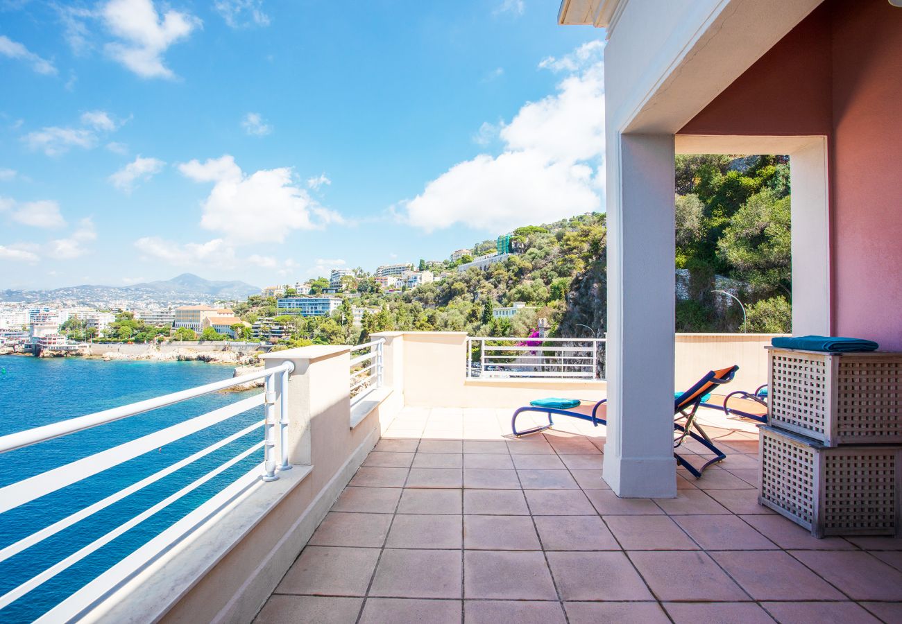 Villa avec terrasse et vue Mer