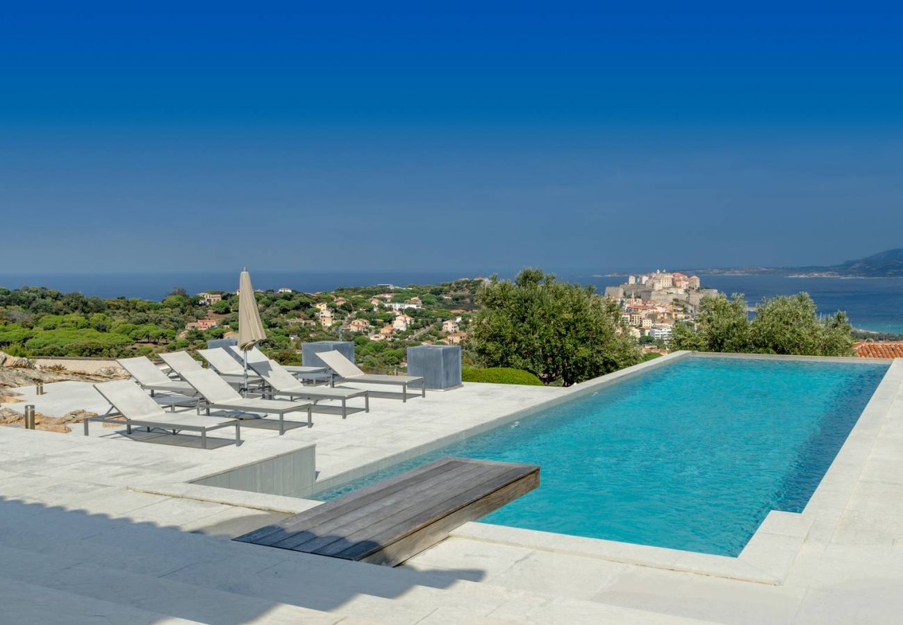 Villa à Calvi - Villa Prestige