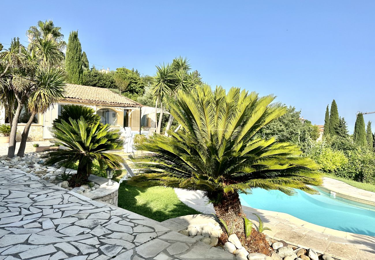 Villa à Vence - VILLA LINDA VI4373 By Riviera Holiday Homes