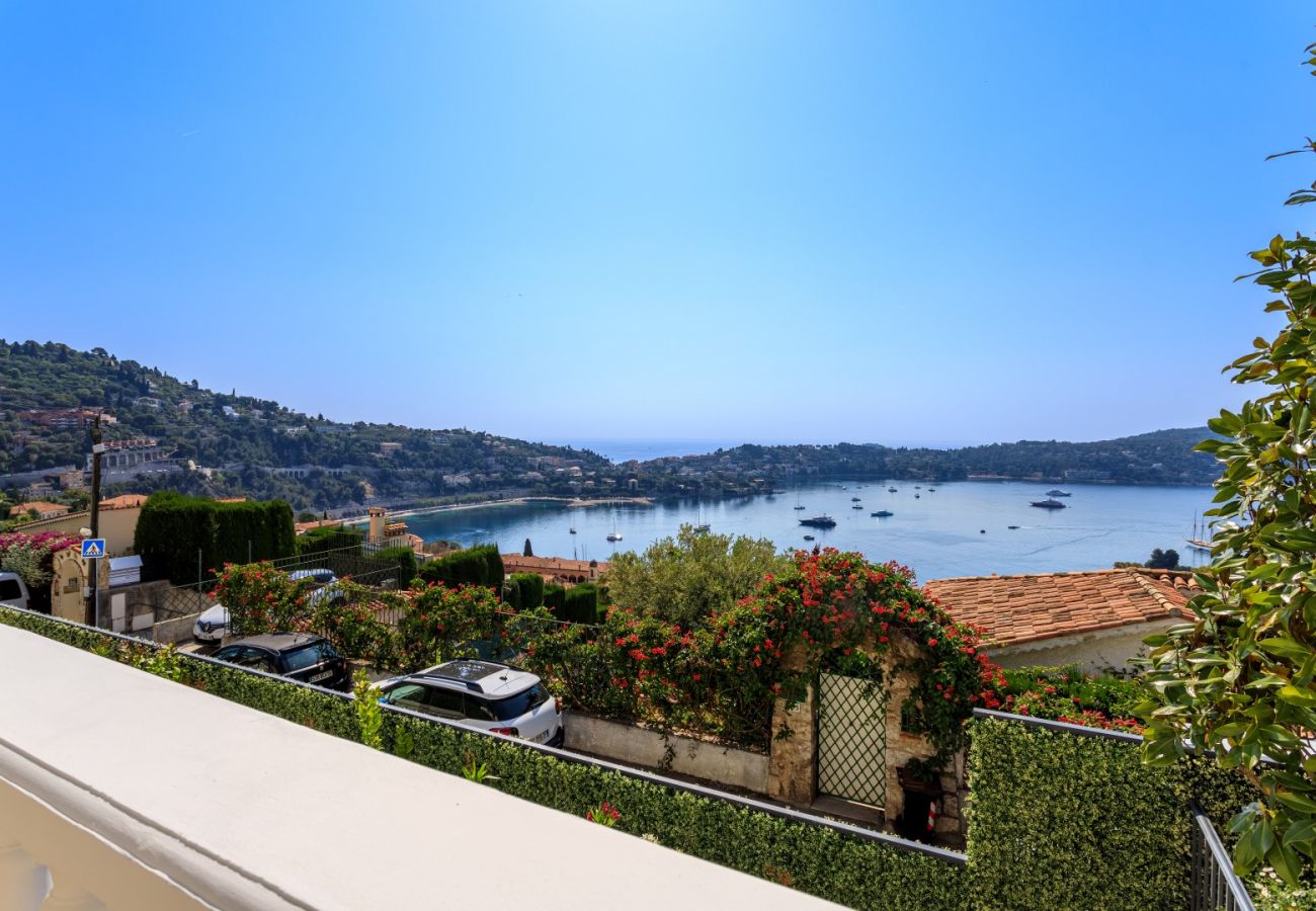 Villa à Villefranche-sur-Mer - VILLA  BELLE VUE VI4394 By Riviera Holiday Homes