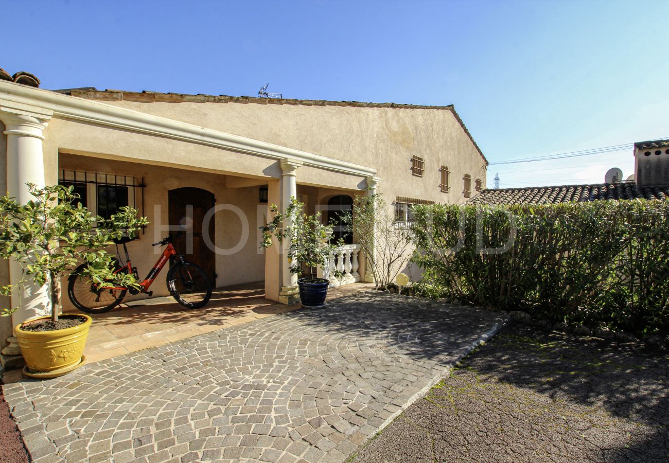 Villa in Mougins - HSUD0057-Sunny