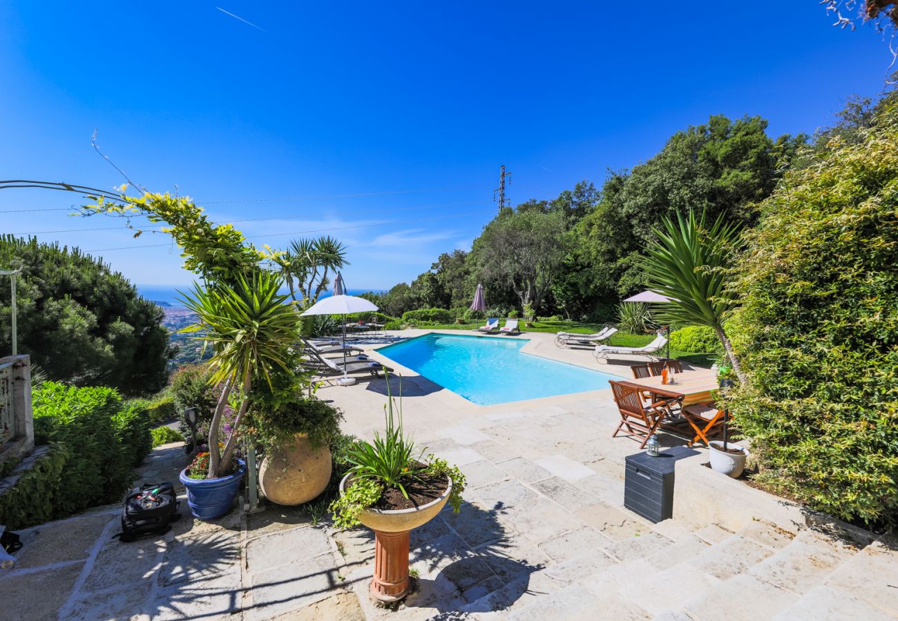 Villa in Nice - LOU MAS SOUBRAN VI2083 by RIVIERA HOLIDAY HOMES