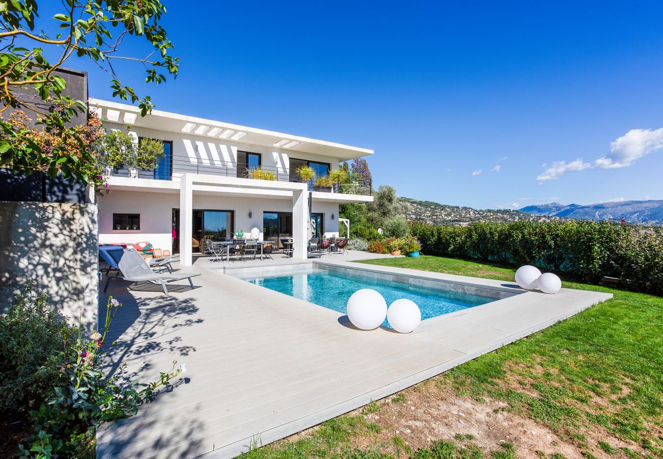 Villa in Nice - Villa Les Sources VI4245 By Riviera Holiday Homes