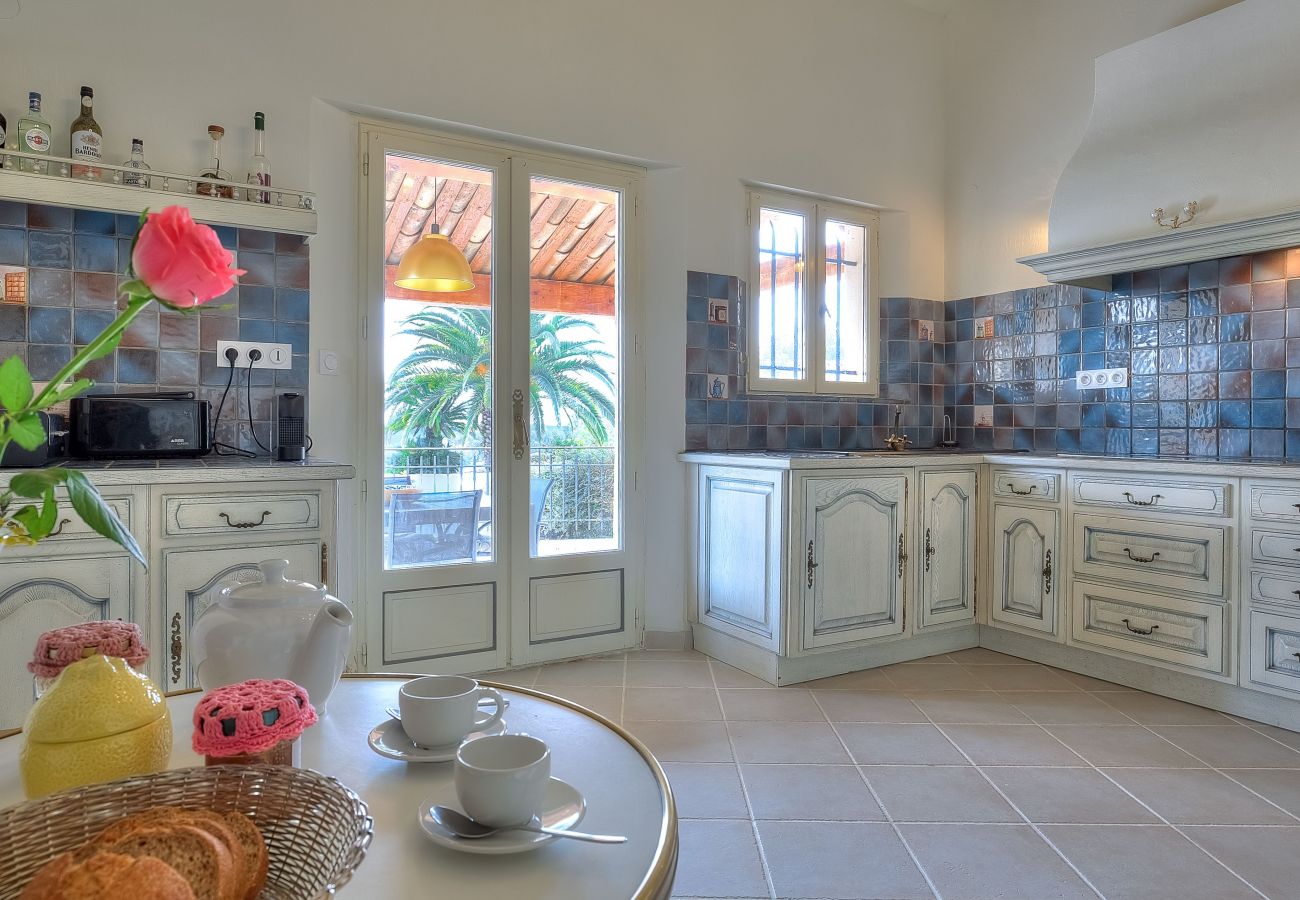 Villa in Tourrettes-sur-Loup - VILLA CEDRAT VI4270 by Riviera Holiday Homes