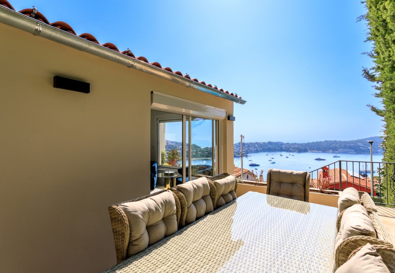 Villa in Villefranche-sur-Mer - VILLA  BELLE VUE VI4394 By Riviera Holiday Homes