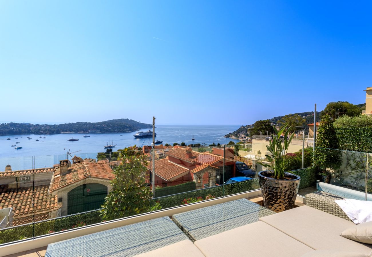 Villa in Villefranche-sur-Mer - VILLA  BELLE VUE VI4394 By Riviera Holiday Homes