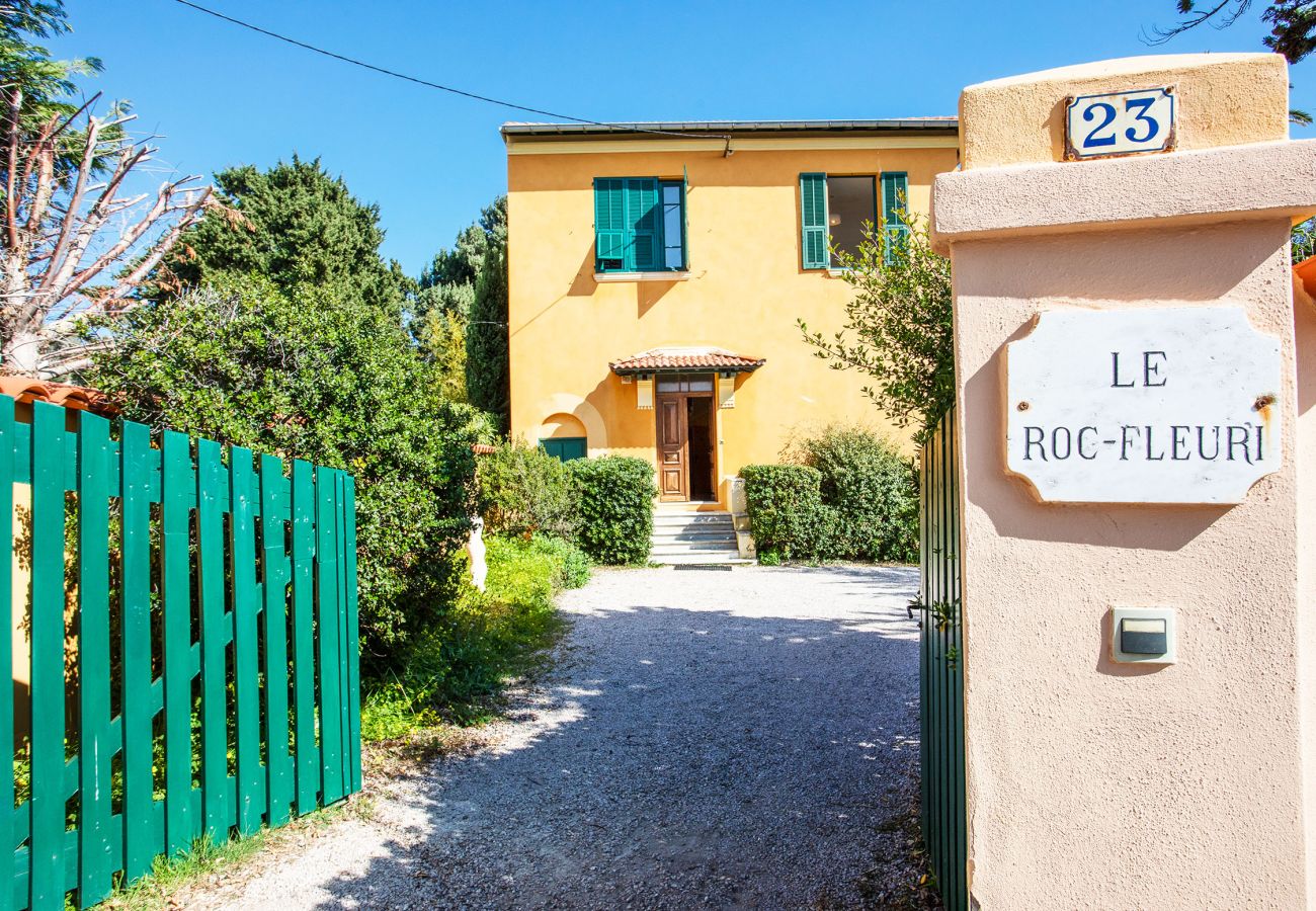 Villa in Cap-d´Ail - VILLA ROC FLEURY VI1094 by RIVIERA HOLIDAY HOMES