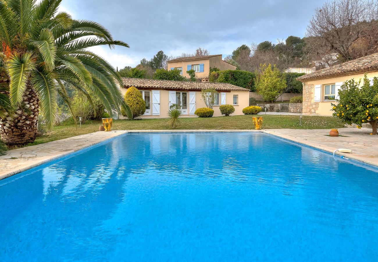 Villa in Tourrettes-sur-Loup - VILLA CEDRAT VI4270 by Riviera Holiday Homes