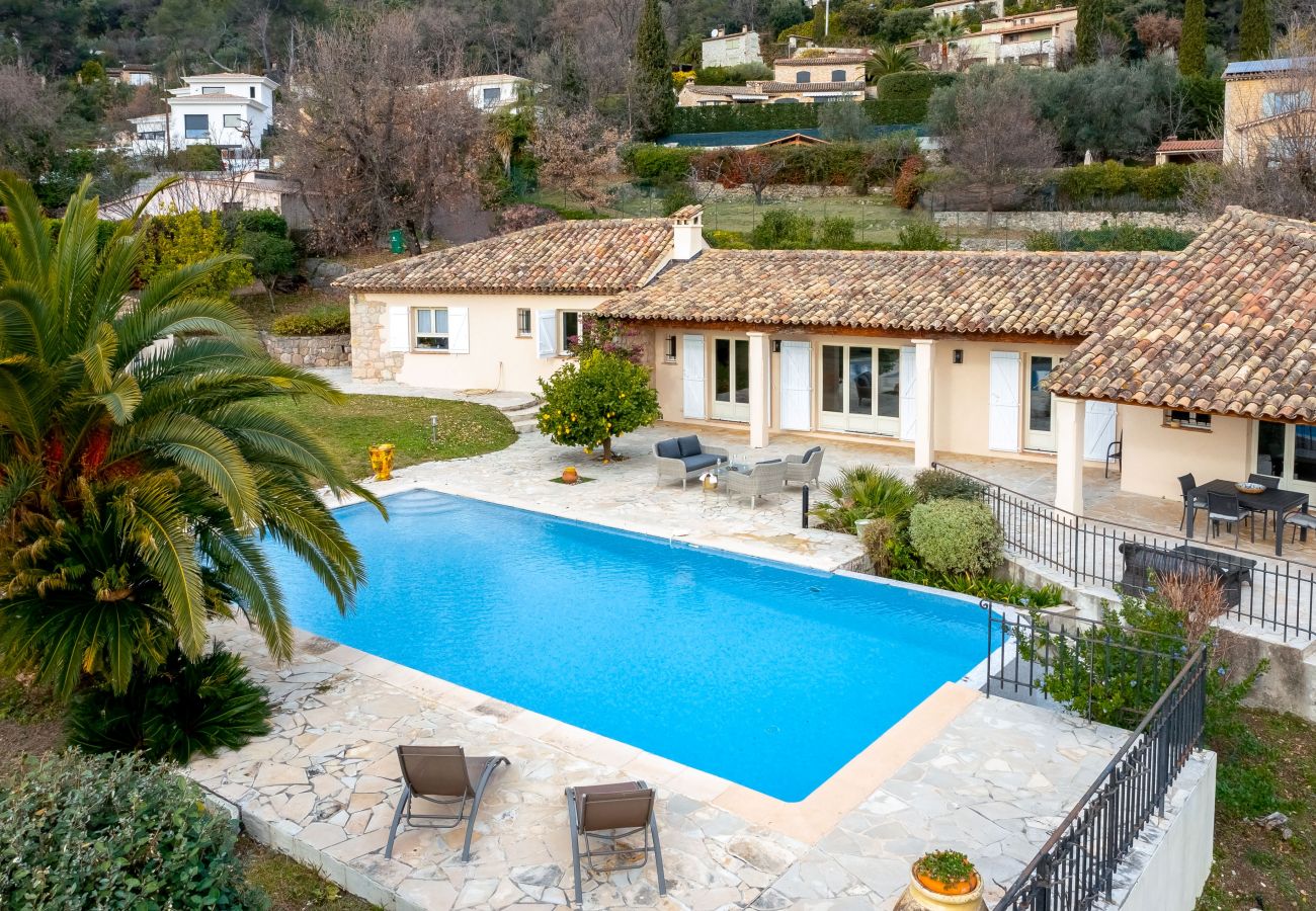 Villa in Tourrettes-sur-Loup - VILLA CEDRAT VI4270 by Riviera Holiday Homes