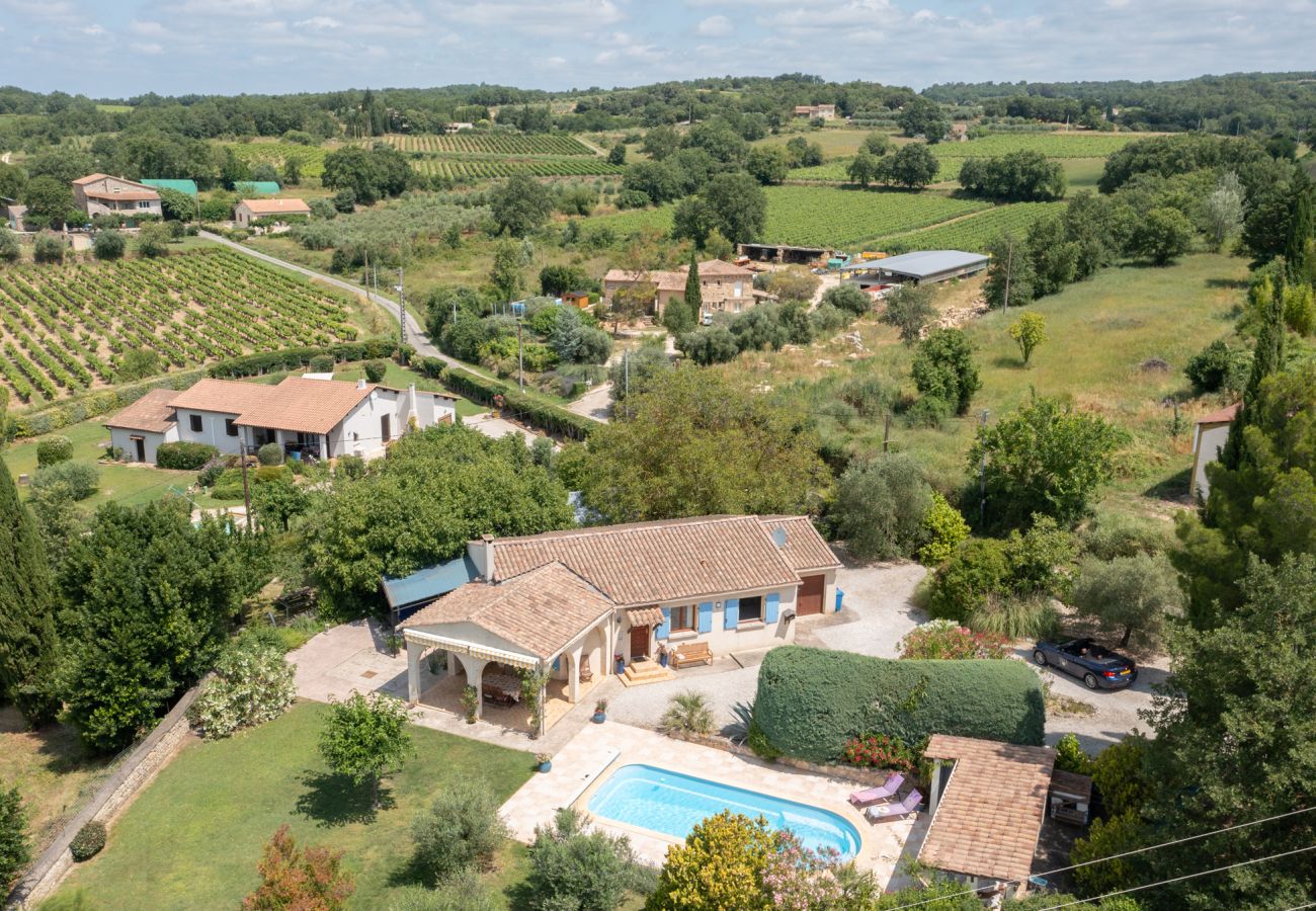 Villa in Saint-Césaire-de-Gauzignan - 30VIGNES · Vignes