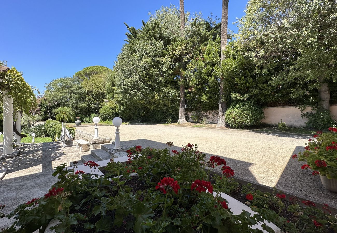 Villa in Cannes - Villa Piscine jardin 10pers /LA GLORIETTE