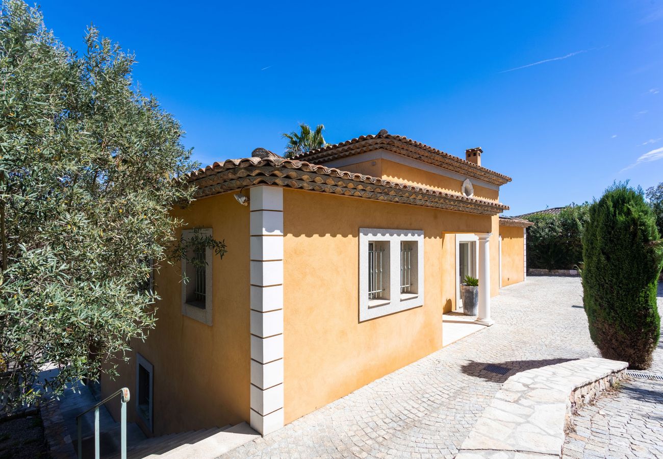 Villa in Golfe Juan - VILLA PARADISIO VI4351 By Riviera Holiday Homes