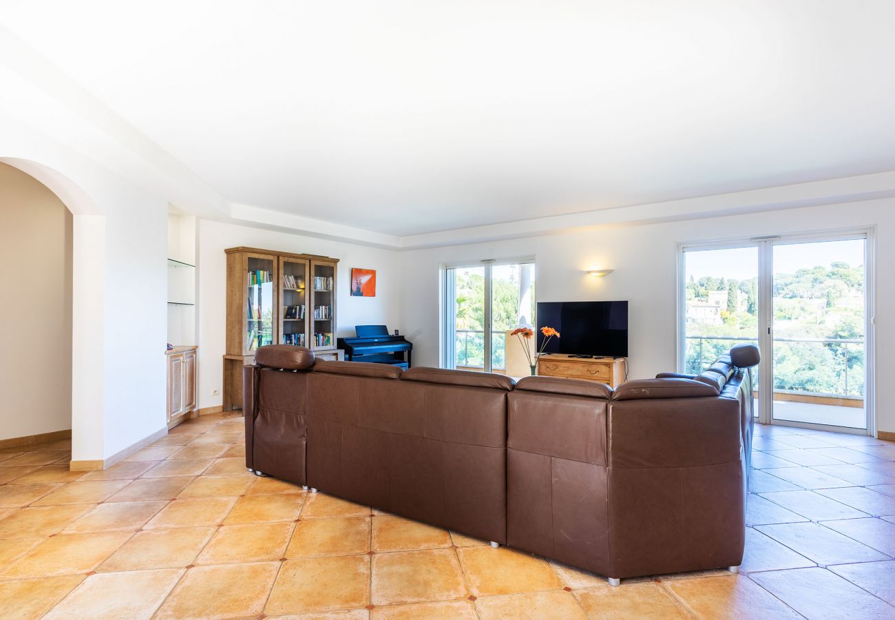 Villa in Golfe Juan - VILLA PARADISIO VI4351 By Riviera Holiday Homes